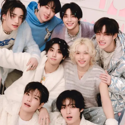 creator obvioustraykids's avatar