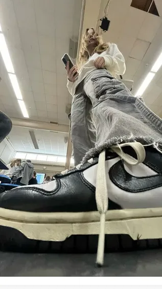 ai character: Naty background