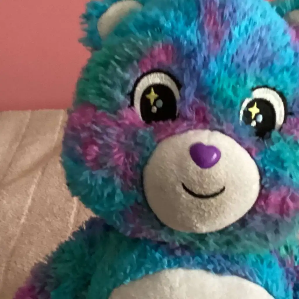 chat with ai character: Good wishes bear