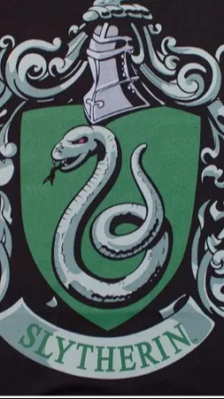 ai character: Slytherin Gang background