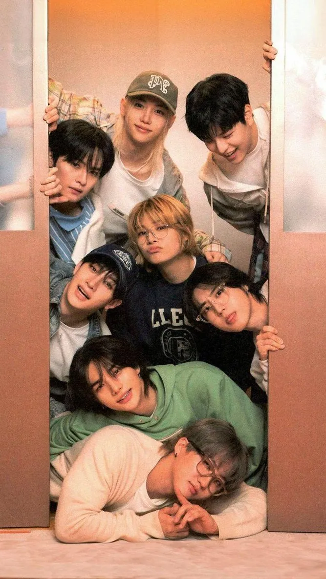 ai character: Stray Kids background
