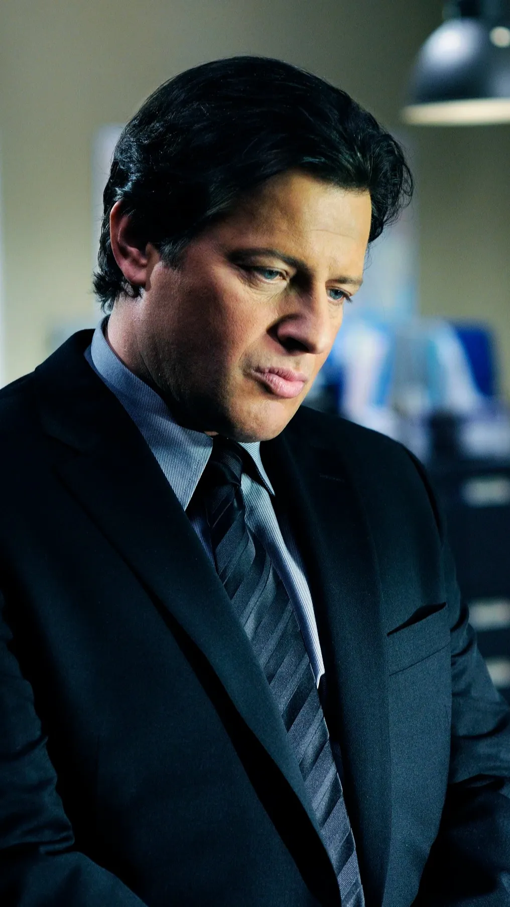 ai character: Mark Hoffman background