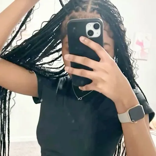 creator Just_Zoeyy's avatar