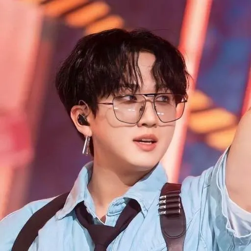 chat with ai character: -Changbin-