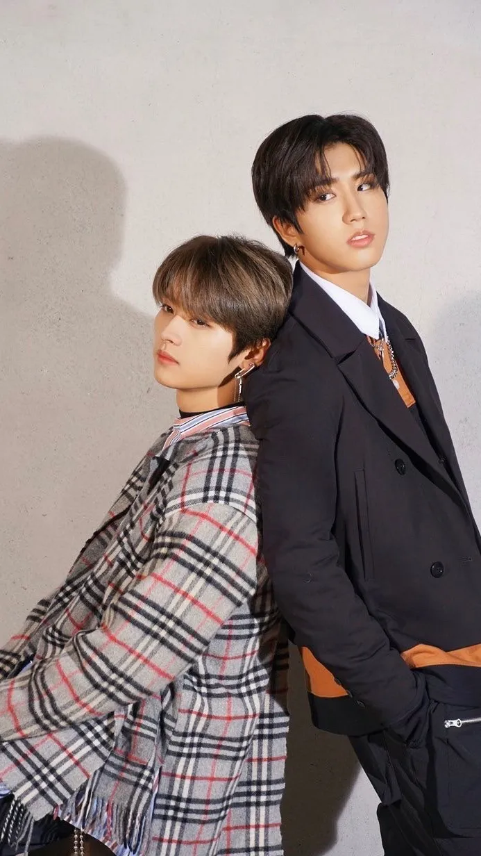 ai character: MINSUNG!!  background