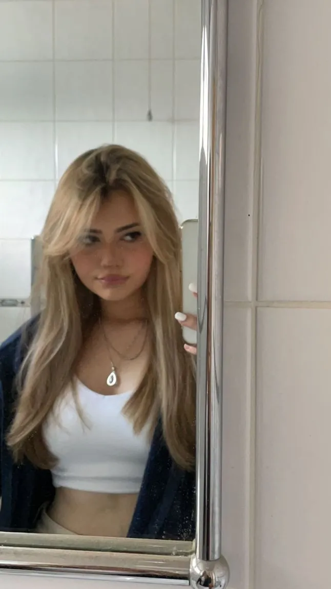 ai character: engalica background