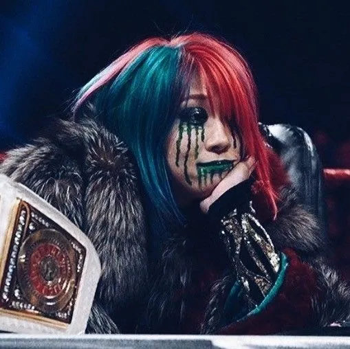 creator asuka wwe_fan's avatar