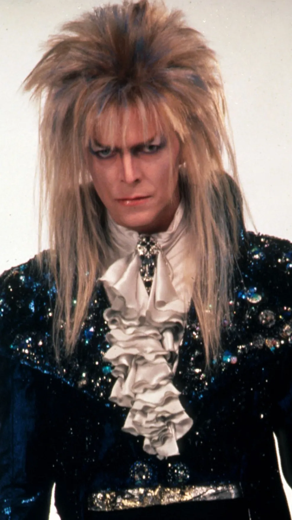 ai character: Goblin king(Jareth background