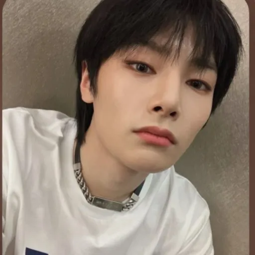 creator 𝔖𝔱𝔞𝔶_𝔥𝔢𝔥𝔦숙박's avatar
