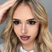 chat with ai character: Jana