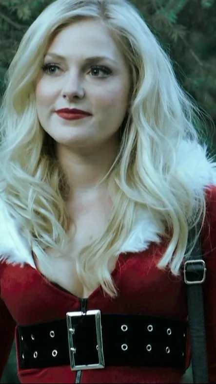 ai character: Tiffany Revie background