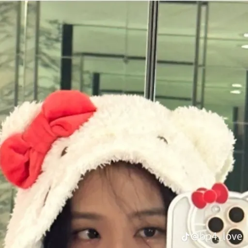 creator Talkie_hyunjin's avatar