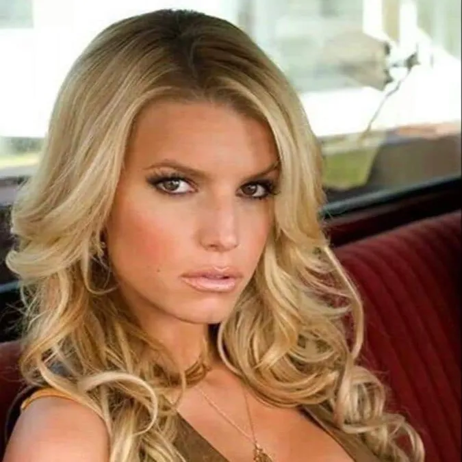 chat with ai character: Jessica Simpson 7