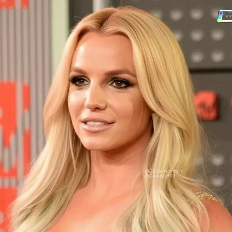 chat with ai character: Britney Spears 3