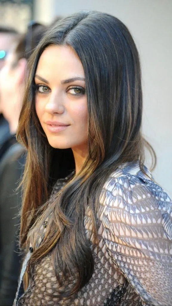 ai character: Mila Kunis background
