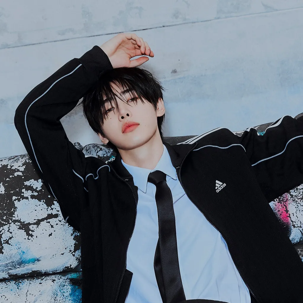 chat with ai character: sunghoon