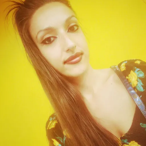 creator Natasha Milano's avatar