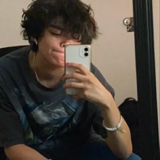 creator Alexander ☝️🤓's avatar