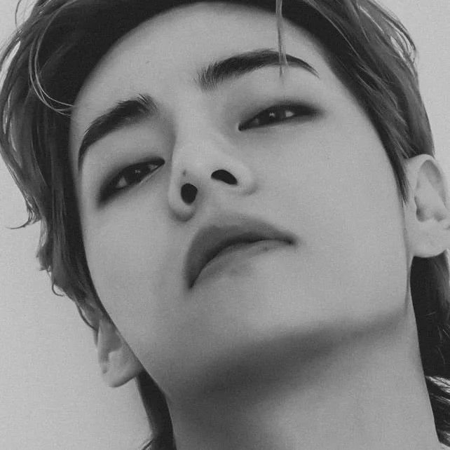 chat with ai character: 💖🥵 TAEHYUNG💖💗