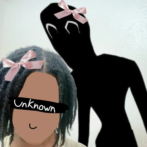 creator Khlo De Lys's avatar