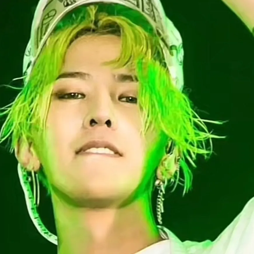 chat with ai character: G-dragon
