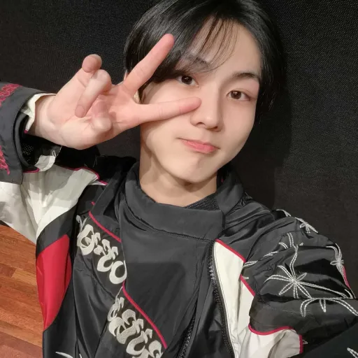 creator Jungwoniee🐯's avatar