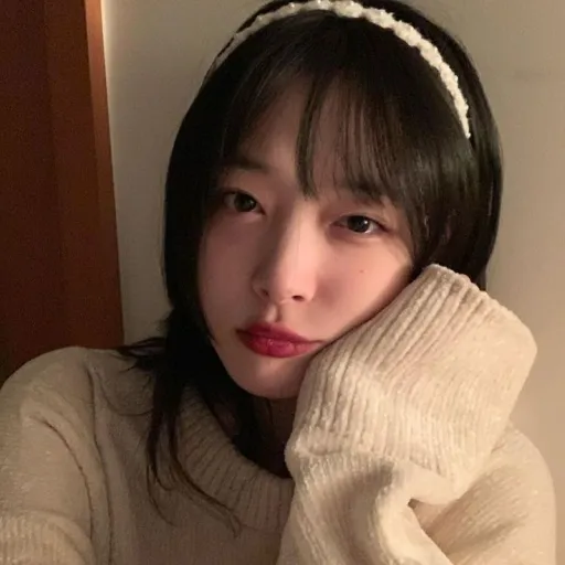 creator ✩~🍧𝕐𝕝𝕠𝕟𝕫🍧~☆'s avatar