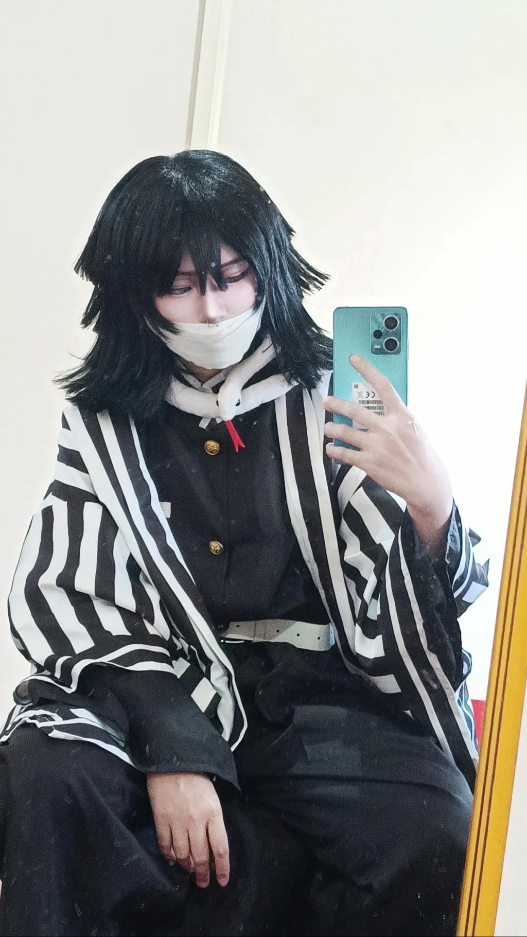 ai character: Obanai iguro>>>>> background