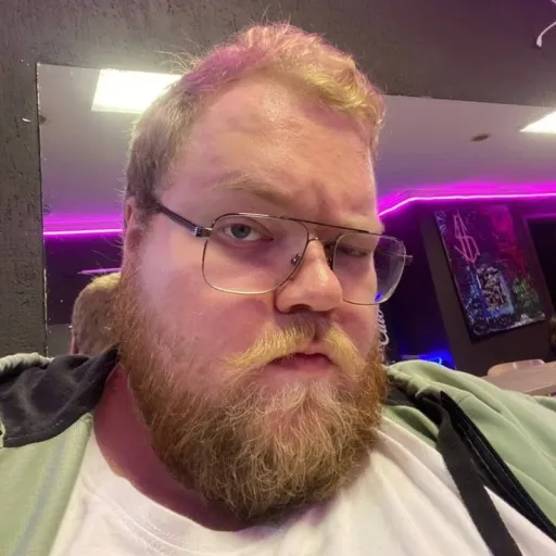 creator АнтошаТ2х2's avatar
