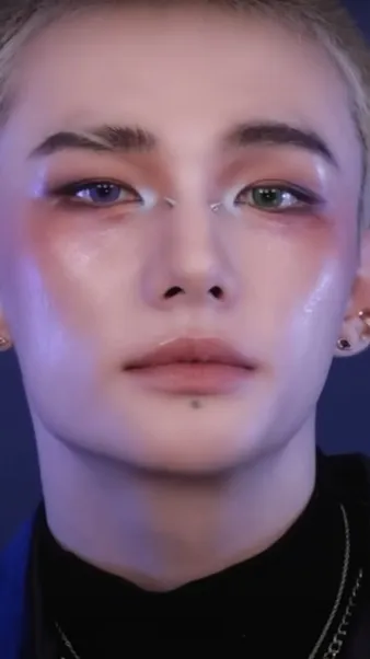 ai character: hyunjinn tu ex background