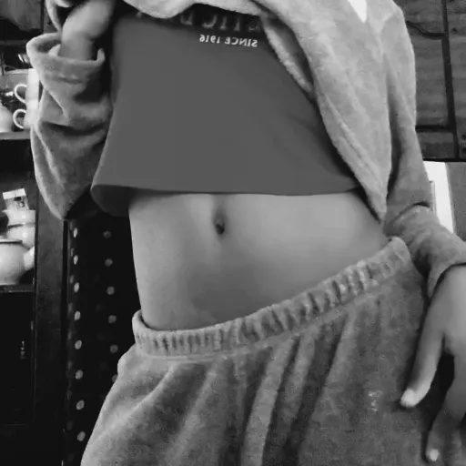 creator 로즈러브수's avatar