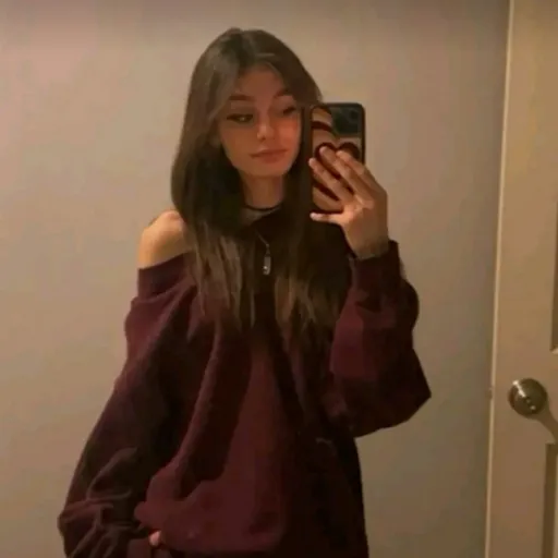 creator Emily :)❤🖤🤍's avatar