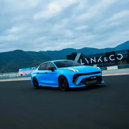creator LYNK & CO 03 plus's avatar