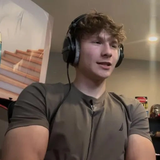 creator Andrews world's avatar