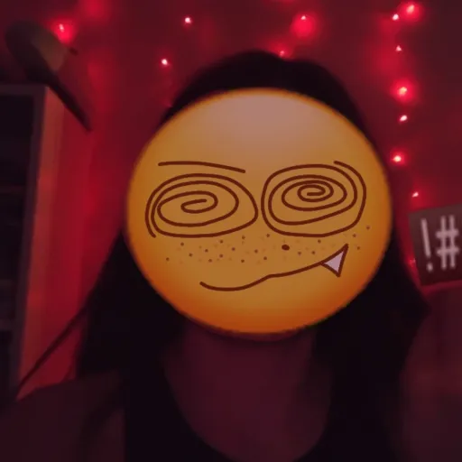 creator izzy.in.question☆'s avatar