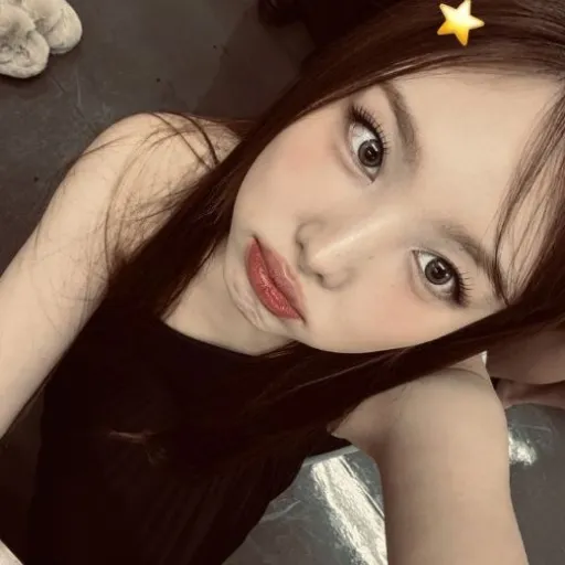 creator 🐇ྀི𝐋𝐄𝐄-𝐉𝐀𝐘𝐄𝐎𝐍❤︎'s avatar