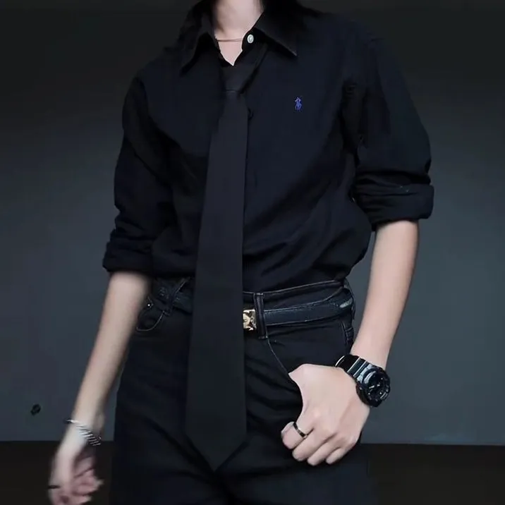 chat with ai character: Karina Wang