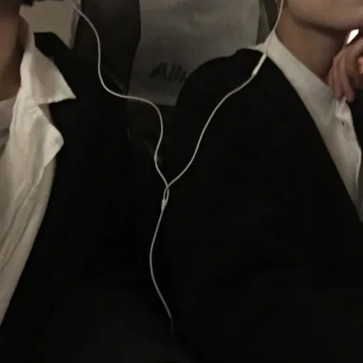 creator ChokedByRoses's avatar