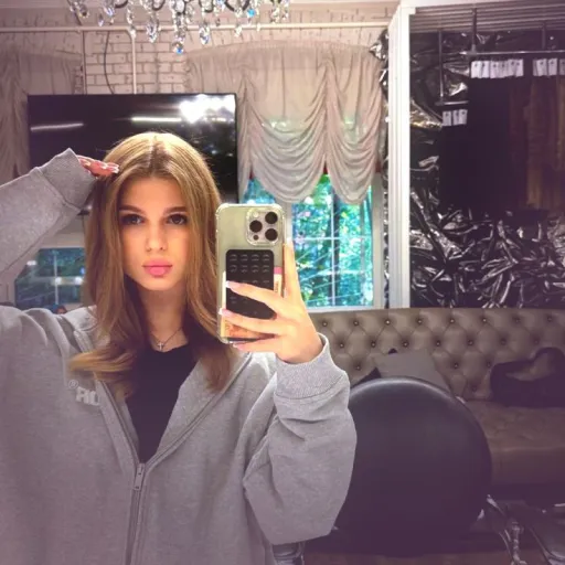 creator Леруся 💘's avatar