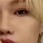 chat with ai character: Felix: SKZ