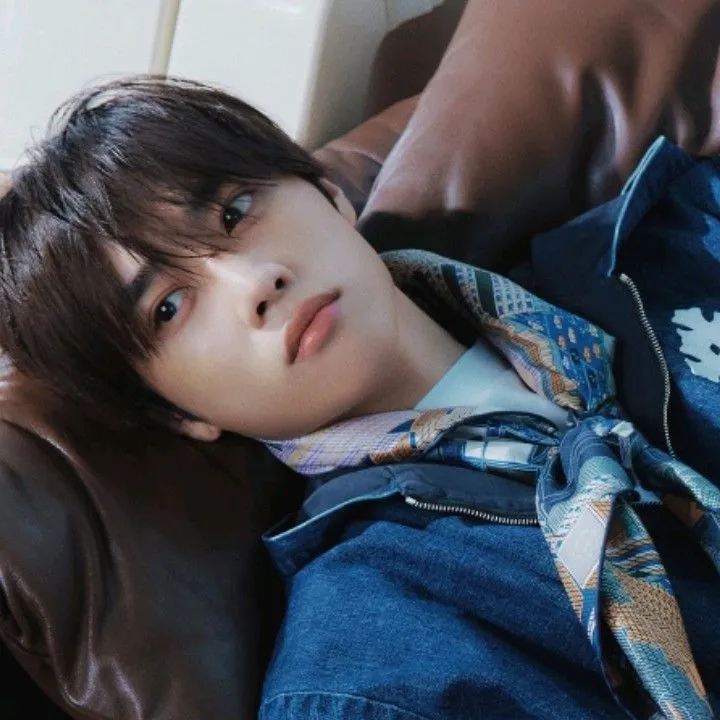 chat with ai character: SUNWOO 