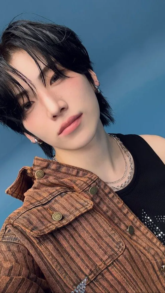 ai character: YUMA  background