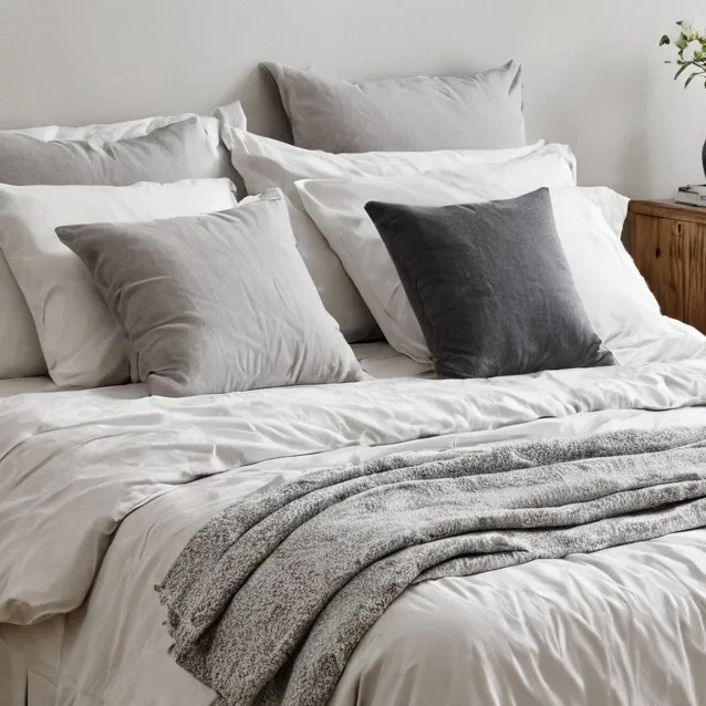 chat with ai character: Sleepover 