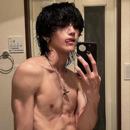 creator ✨★-Alex-★✨'s avatar