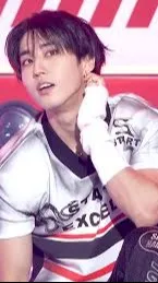 ai character: Han Jisung SKZ background
