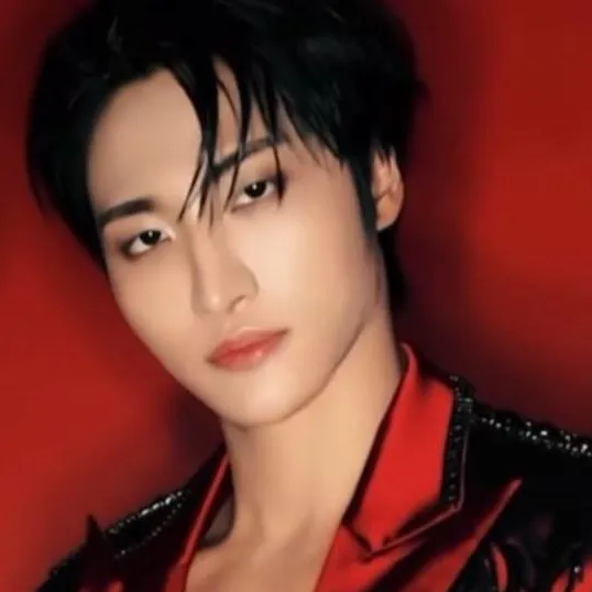 chat with ai character: Park Seonghwa