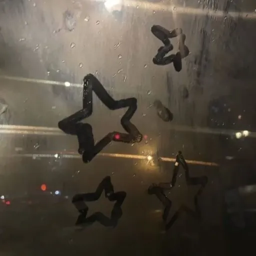 creator レベッカ🍃's avatar