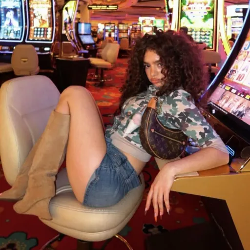 creator ☆ყυяι☆'s avatar