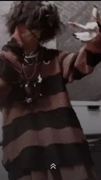 ai character: leo background