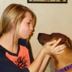 chat with ai character: K-9 Kayla